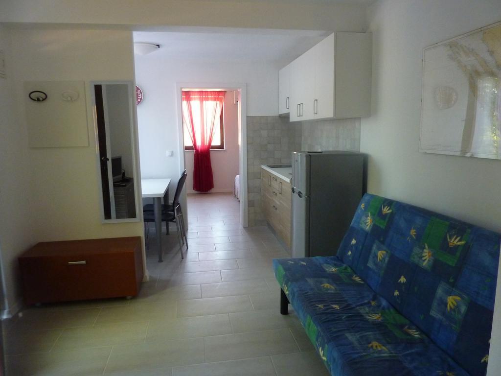 Apartment Greeny Galizana Ruang foto